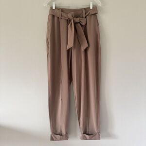 Athleta Size 8‎ Rustic Beige Cardiff Belted Stretch Lightweight Cuffed Pants